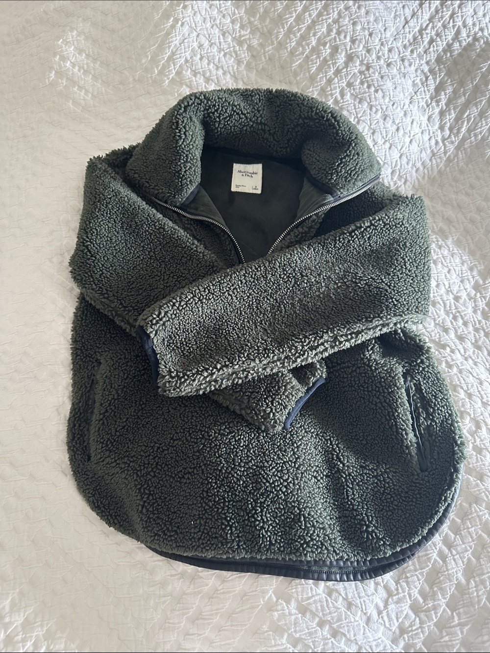Abercrombie & Fitch Olive Green Sherpa Pullover Jacket